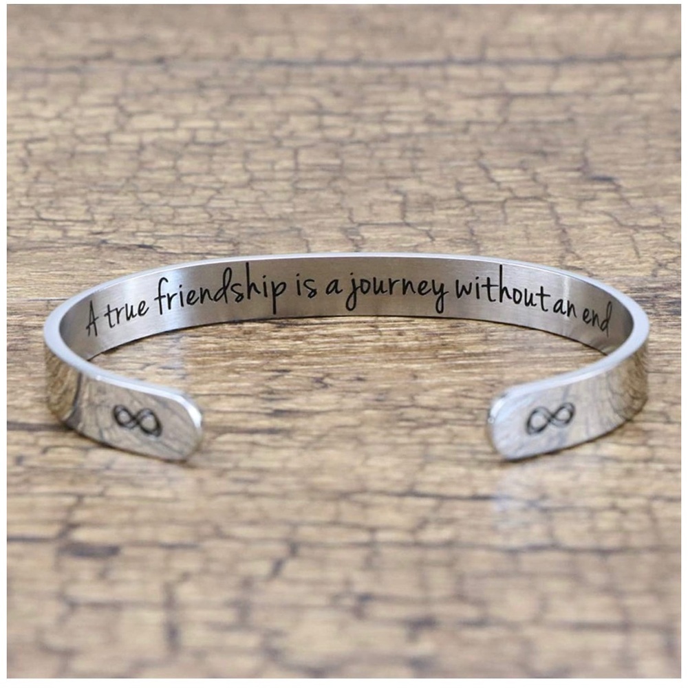 NEW IN BOX JOYCUFF Bracelet